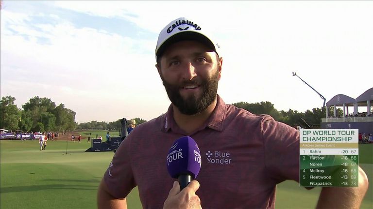 Jon Rahm menjadi orang pertama yang memenangkan tiga Kejuaraan Tur Dunia dan lima Acara Seri Rolex setelah mencetak 67 untuk menyelesaikan 20 di bawah par