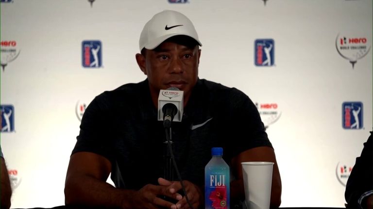 Tiger Woods telah meminta Greg Norman untuk berhenti sebagai CEO LIV Golf untuk memungkinkan penyelesaian perdamaian dinegosiasikan dalam perang saudara golf
