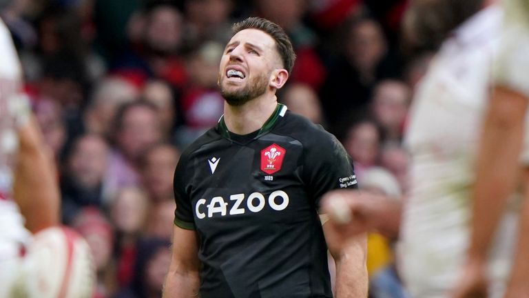 Wales v Georgia - Autumn International - Principality Stadium
Wales' Alex Cuthbert (centre) during the Autumn International match at the Principality Stadium, Cardiff. Picture date: Saturday November 19, 2022.