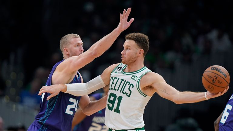 Blake Griffin slammed home as Boston continued to dominate Charlotte in the first half.