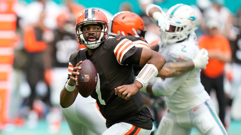 CLEVELAND BROWNS AT MIAMI DOLPHINS WEEK 10