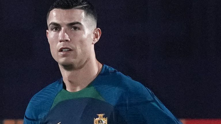 Ronaldo treina para Portugal.