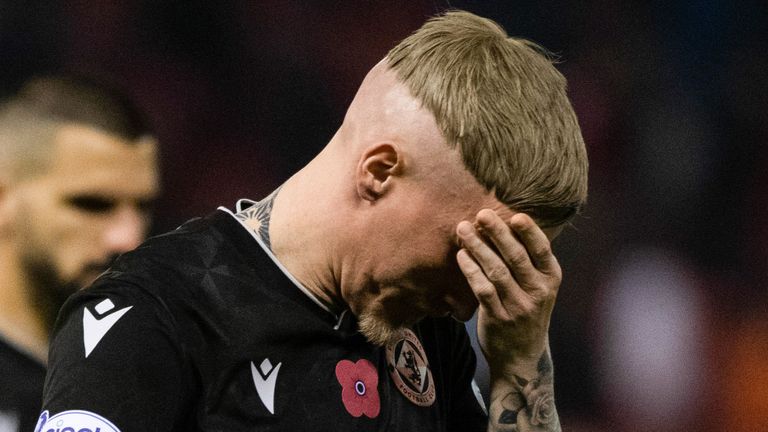ABERDEEN, SCOTLAND - NOVEMBER 12: Dundee United's Craig Sibbald is dejected at full tme during a cinch Premiership match between Aberdeen and Dundee United at Pittodrie, on November 12, 2022, in Aberdeen, Scotland. (Photo by Euan Cherry / SNS Group)