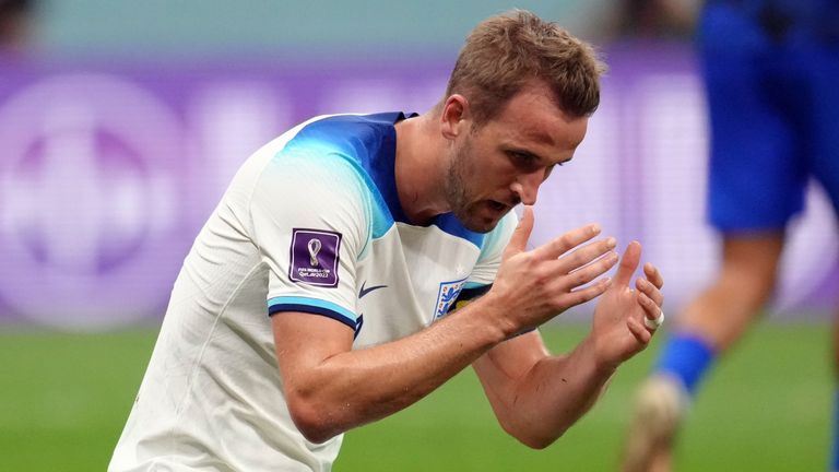 Harry Kane rues a missed chance in England's 0-0 draw with USA