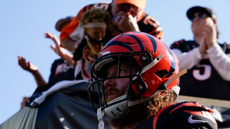 Cincinnati Bengals tight end Hayden Hurst explains how his struggles with anxiety while playing baseball and college football made him who he is today.