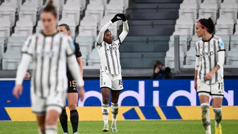 Juventus Women 1-1 Arsenal Women: Vivianne Miedema rescues point to keep Gunners top of Champions League group