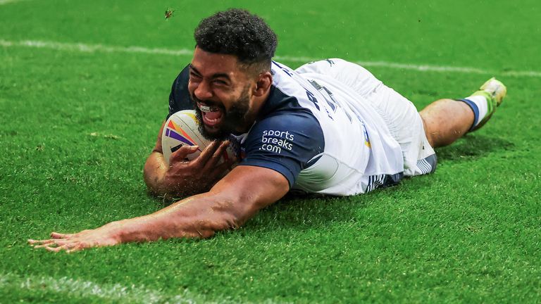 Kallum Watkins goes over for a try against Papua New Guinea 