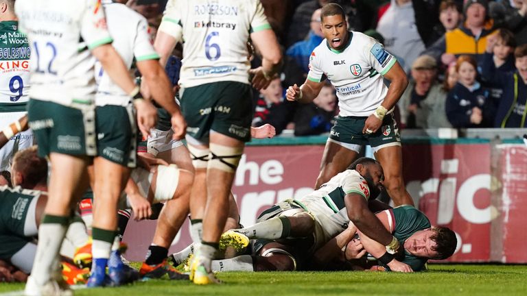 Leicester Tigers' Jasper Wiese (right) scores their side's fifth try of the game during the Gallagher Premiership match at Mattioli Woods Welford Road Stadium, Leicester