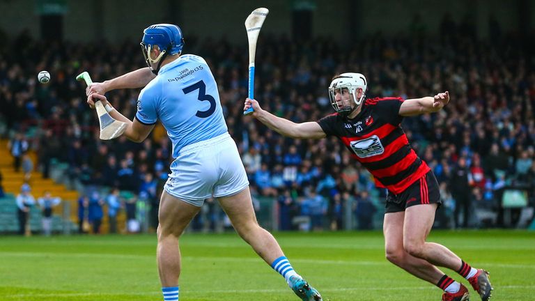 20 November 2022; Mike Casey of Na Piarsaigh in action against Dessie Hutchinson of Ballygunner during the AIB Munster GAA Hurling Senior Club Championship Semi-Final match between Na Piarsaigh and Ballygunner at TUS Gaelic Grounds in Limerick. Photo by Michael P Ryan/Sportsfile
