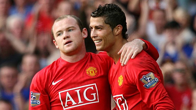 Manchester United's Wayne Rooney celebrates scoring his sides second goal with Cristiano Ronaldo