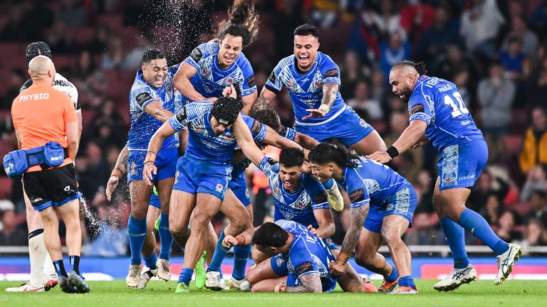 Picture by Will Palmer/SWpix.com - 12/11/2022 - Rugby League - Rugby League World Cup 2021 - Semi Final - England v Samoa - Emirates Stadium, London, England - Samoa celebrate their 2021 Rugby League World Cup Semi Final win over England