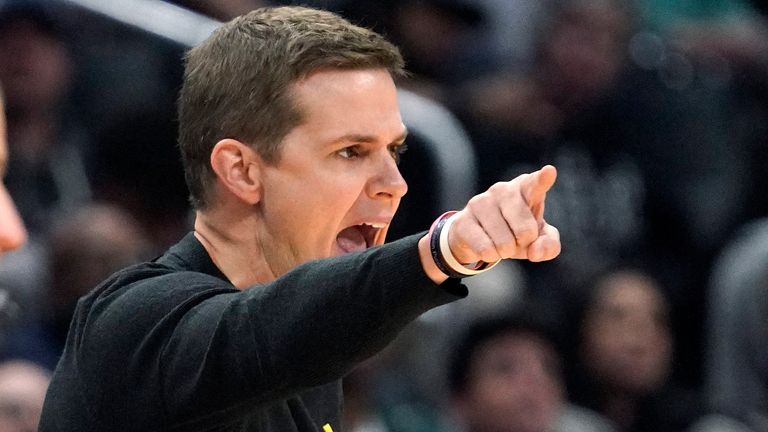 Utah Jazz head coach Will Hardy gestures during the second half of the clash against the Los Angeles Clippers