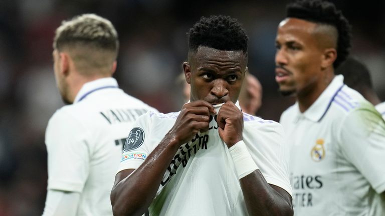 Vinicius Junior celebra tras marcar el cuarto gol del Real Madrid ante el Celtic