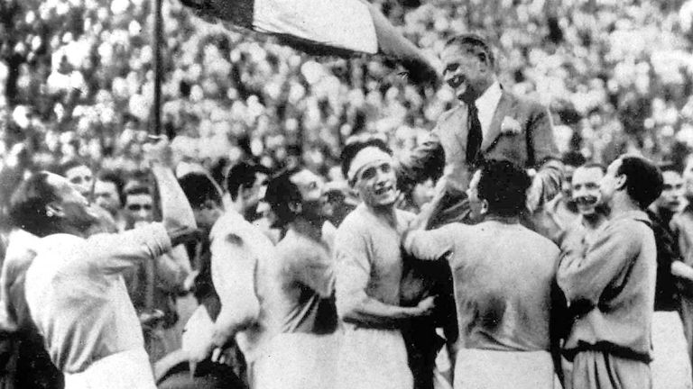 Italian coach Vittorio Pozzo is carried on the shoulders of players after Italy defeat Czechoslovakia 2-1