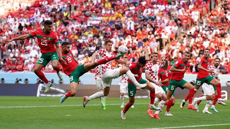 Morocco&#39;s Youssef En-Nesyri defends a corner 