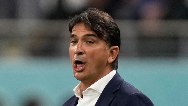 Croatia's head coach Zlatko Dalic shouts out as gives instructions from the side line during the World Cup group F soccer match between Croatia and Canada, at the Khalifa International Stadium in Doha, Qatar, Sunday, Nov. 27, 2022. (AP Photo/Thanassis Stavrakis)