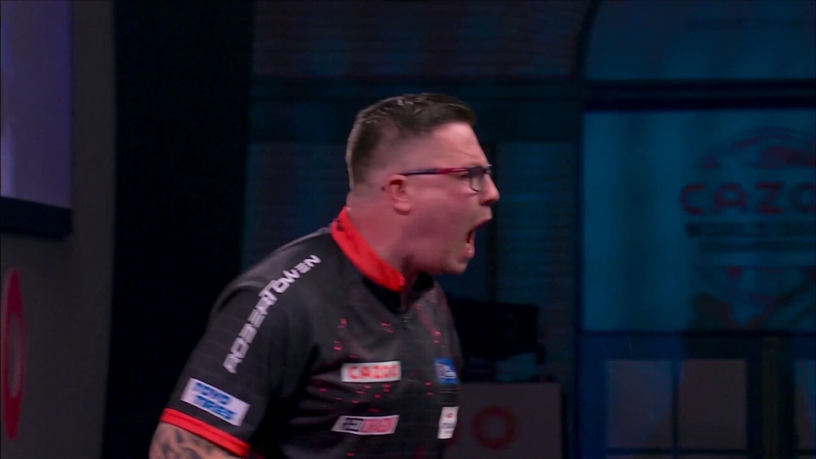 Pumped up Robert Owen takes first set Darts News Sky Sports