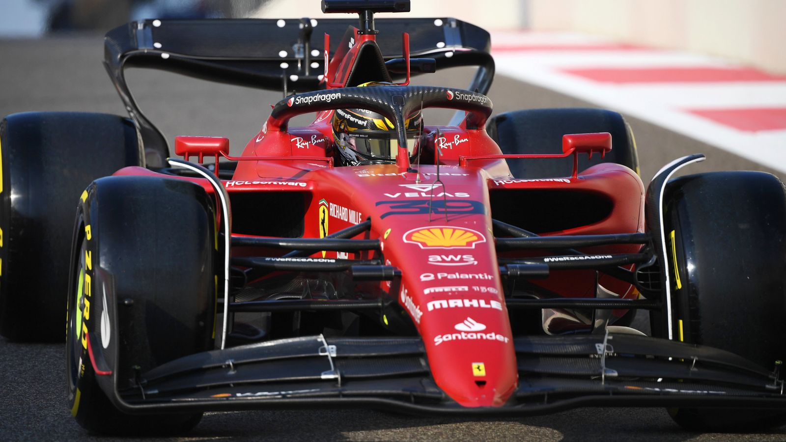 Ferrari siap jatuh cinta dengan mobil baru di Hari Valentine saat mereka mengonfirmasi peluncuran 14 Februari