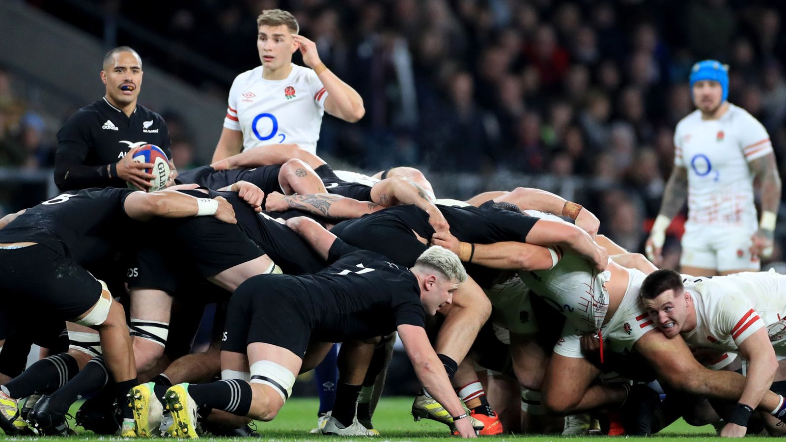 England V New Zealand 2024 Rugby Live Score - Bria Consuela