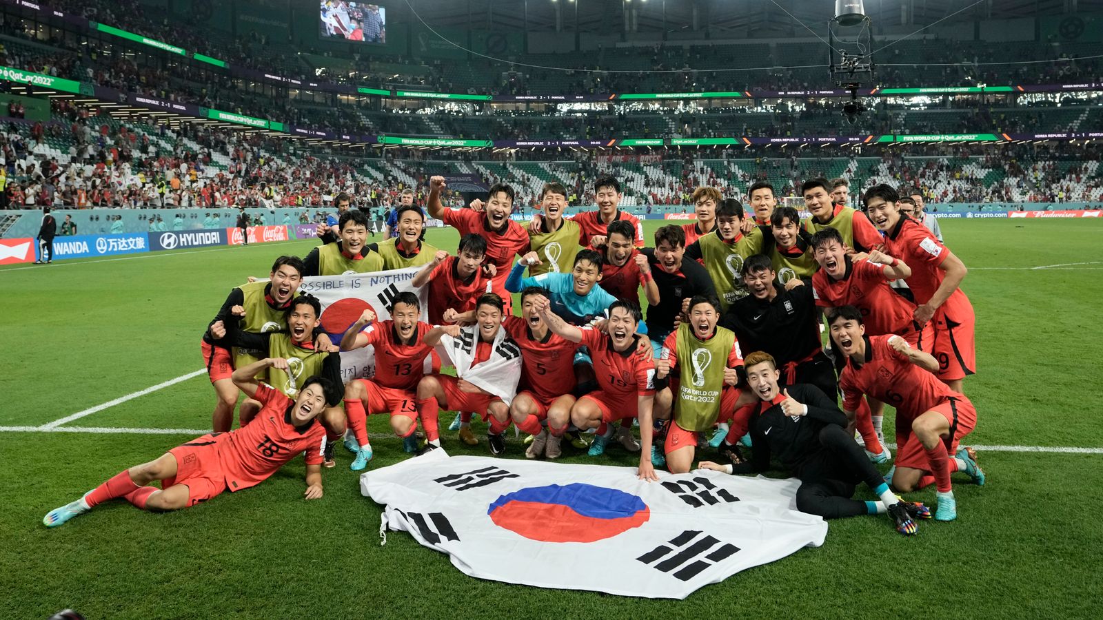 World Cup 2022 - South Korea 2-1 Portugal: Hee-Chan Hwang's late winner ...