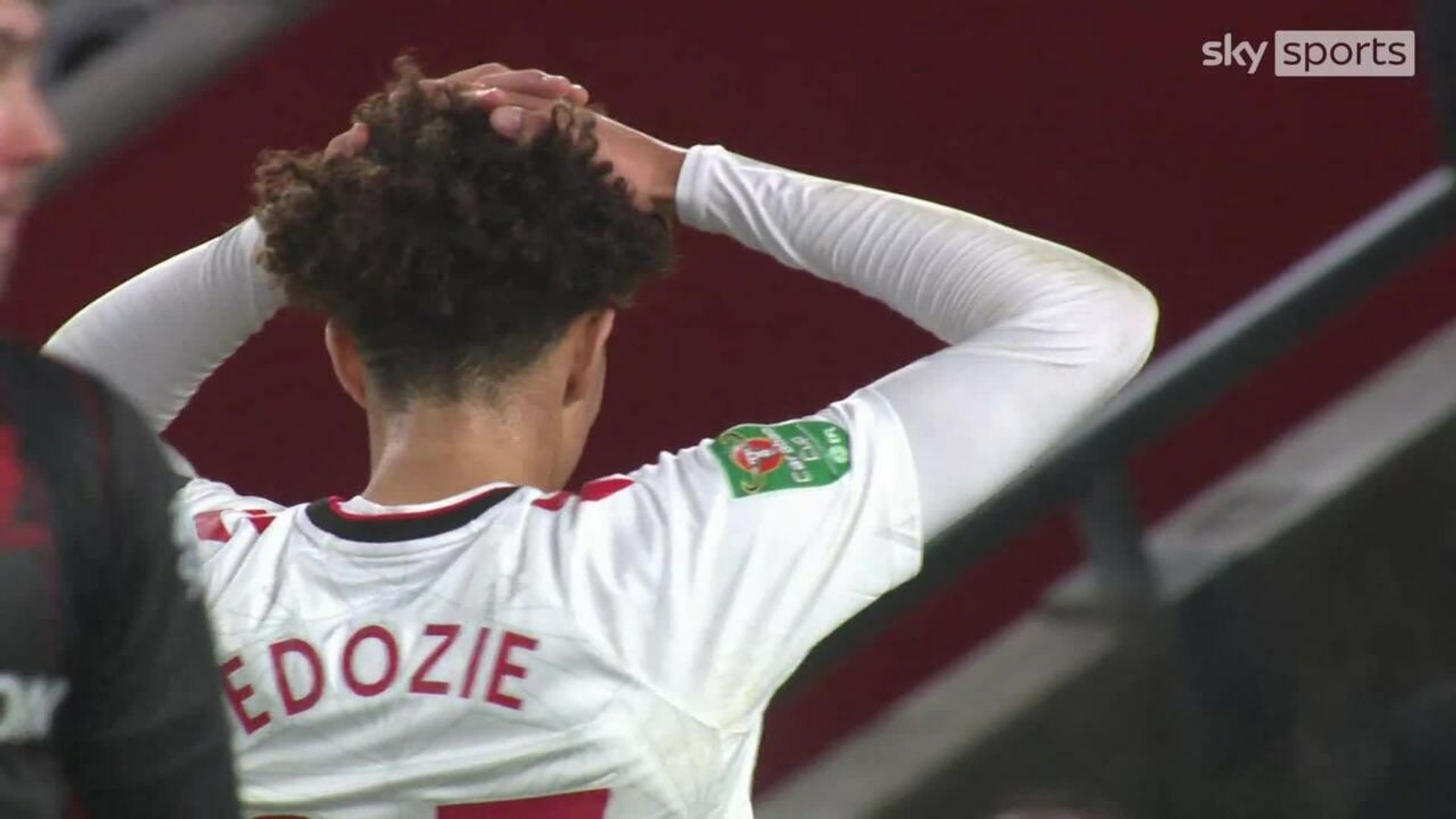 Southampton's Edozie misses open goal!