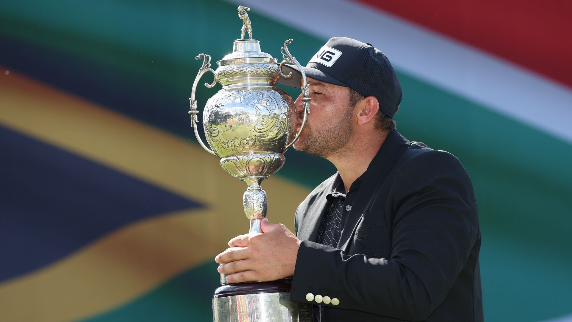 Lawrence holds on to clinch home South Africa Open title