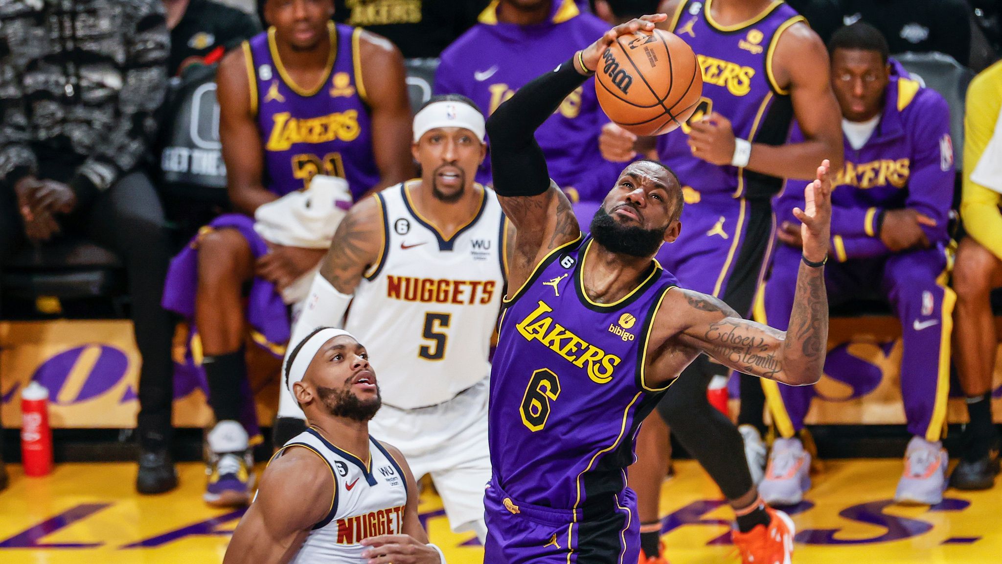 Jokić se reencuentra y los Denver Nuggets dejan casi sentenciados a los  Lakers, Deportes