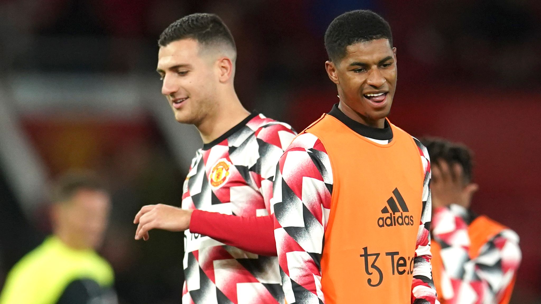 Manchester United Trigger Contract Extensions For Marcus Rashford Luke Shaw Diogo Dalot And 