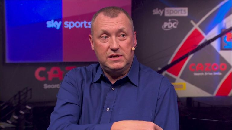 Wayne Mardle cree que veremos un final de nueve dardos en el Campeonato Mundial de Dardos este año