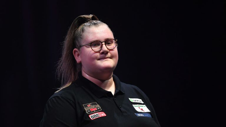 World Darts Championship: Beau Greaves does not want to be compared to Fallon Sherrock