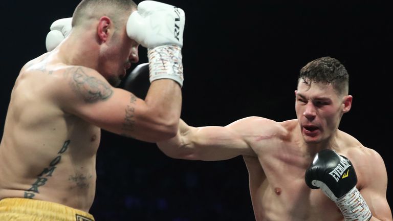 Chris Billam-Smith beats Armend Xhoxhaj in Bournemouth (Photos: Lawrence Lustig/BOXXER