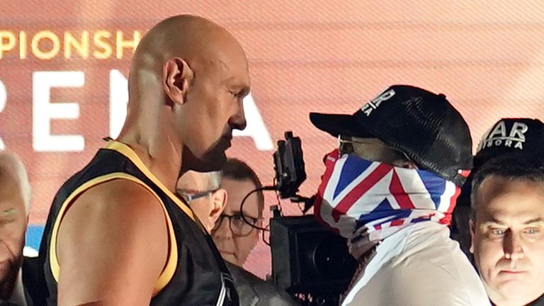 Tyson Fury and Derek Chisora won&#39;t be separated at their face off
