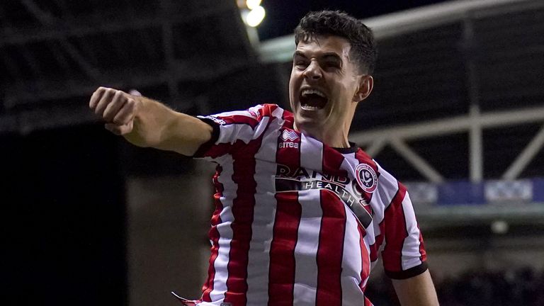 John Egan pone a los Blades en camino a la victoria en el DW Stadium