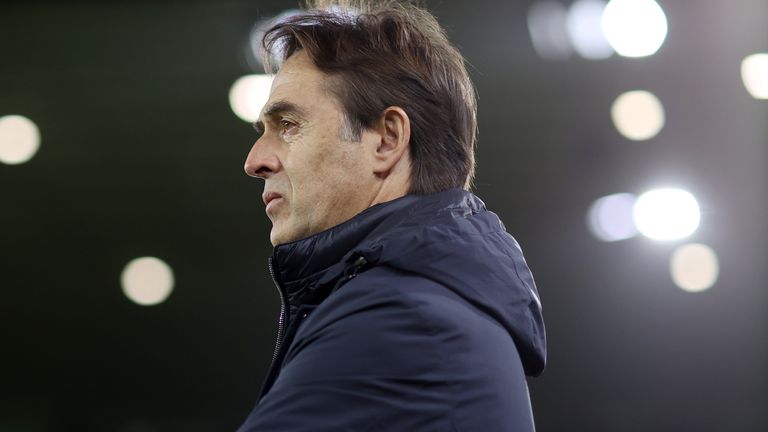 WOLVERHAMPTON, ENGLAND - DECEMBER 20: Julen Lopetegui, Manager of Wolverhampton Wanderers looks on prior to the Carabao Cup Fourth Round match between Wolverhampton Wanderers and Gillingham at Molineux on December 20, 2022 in Wolverhampton, England. (Photo by Jack Thomas - WWFC/Wolves via Getty Images)