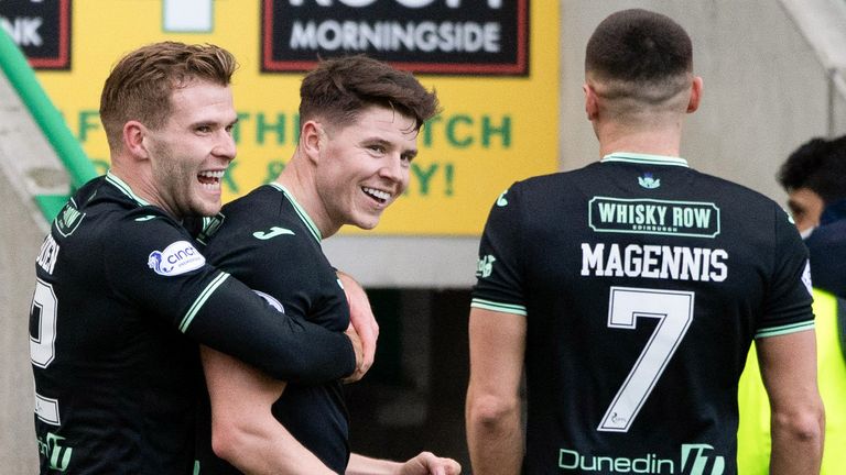 Hibernian's Kevin Nisbet (centre) celebrates making it 1-0 vs Livingston