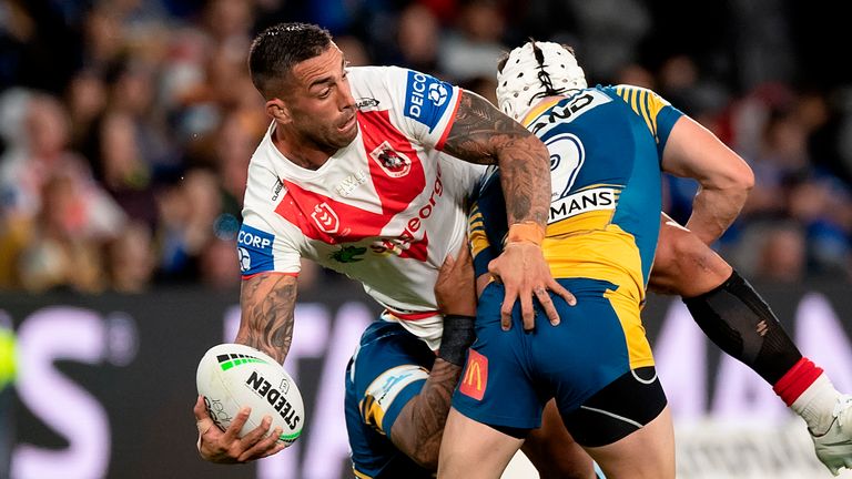 SYDNEY, AUSTRALIA - APRIL 11: Paul Vaughan of the Dragons  looks to pass the ball during the round five NRL match between the Parramatta Eels and St George Illawarra Dragons at Bankwest Stadium on April 11, 2021 in Sydney, Australia. (Photo by Speed Media/Icon Sportswire)