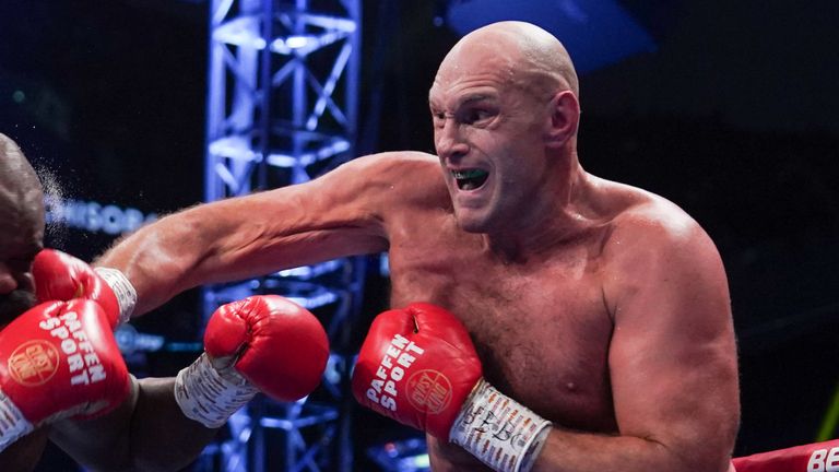 After their punishing fight Tyson Fury would like to see Derek Chisora retire (Photo: Queensberry Promotions)