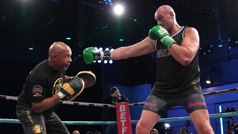 Fury ha estado adaptando su estilo con el entrenador SugarHill Steward