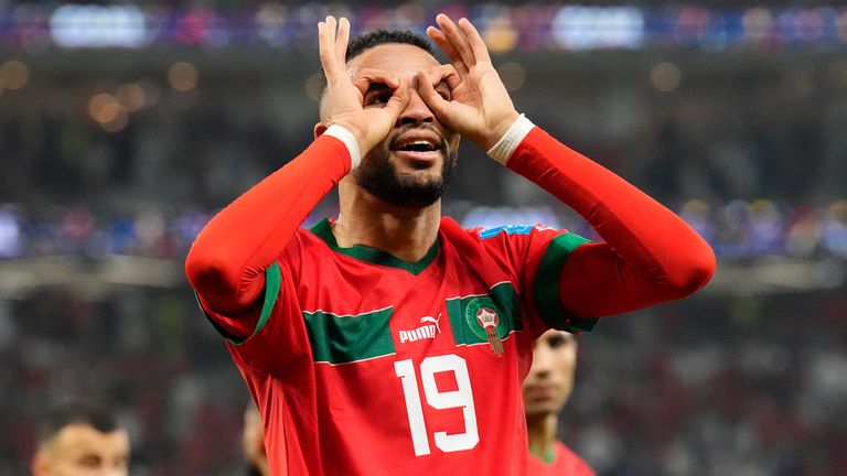 Youssef En-Nesyri celebra tras marcar con Marruecos