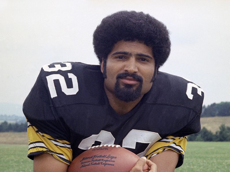 Steelers to retire Franco Harris' No. 32 on Christmas Eve