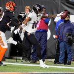 Stunning fumble return TD for Bengals beats Ravens, keeps Cincinnati's  postseason alive