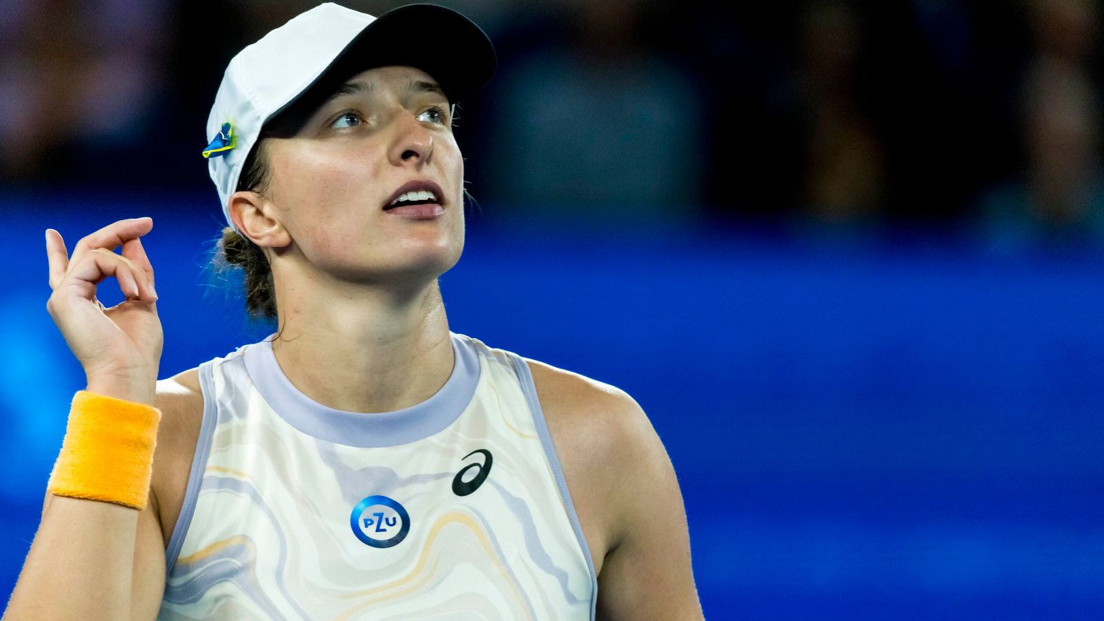 Dubai: Swiatek sweeps past Samsonova in Round of 16