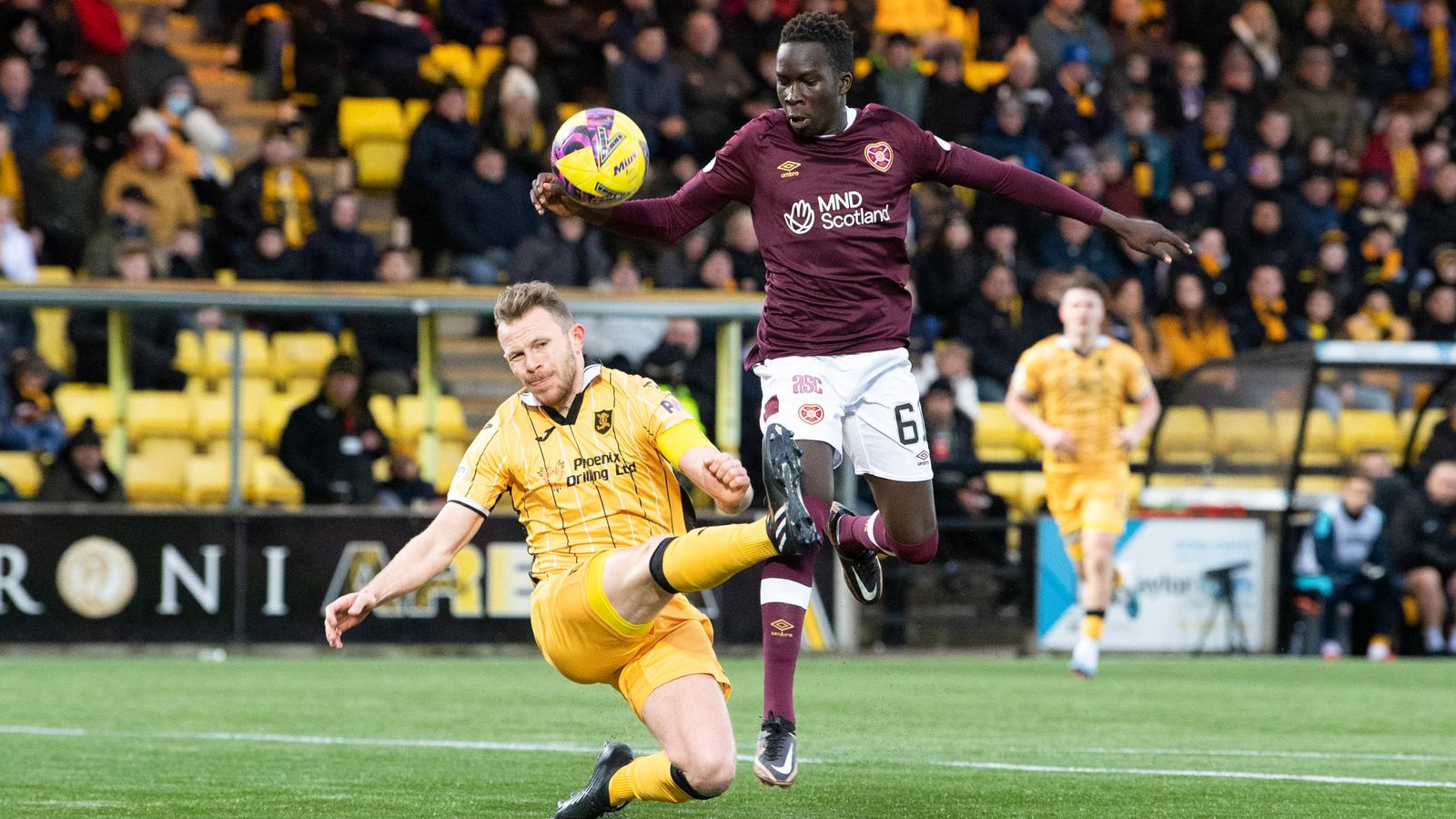 Livingston 0 - 0 Hearts - Match Report & Highlights