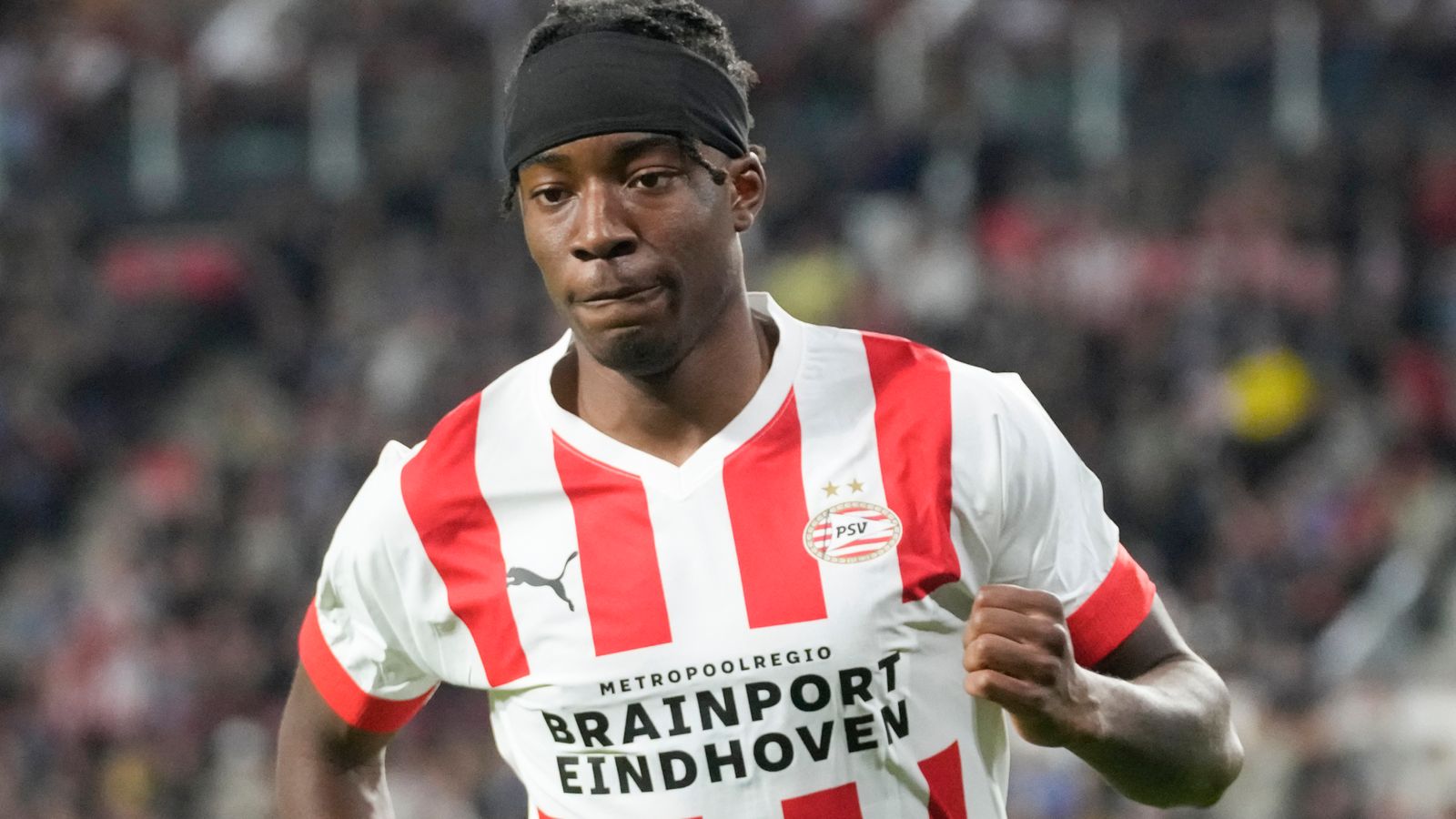 Noni Madueki naar Chelsea: Blues voltooit £ 29 miljoen ondertekening van PSV vleugelspeler |  voetbal nieuws