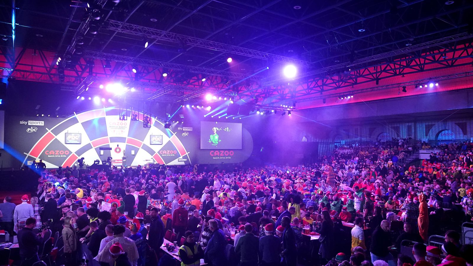 PDC chief Matthew Porter Crowd atmosphere was positive Darts News