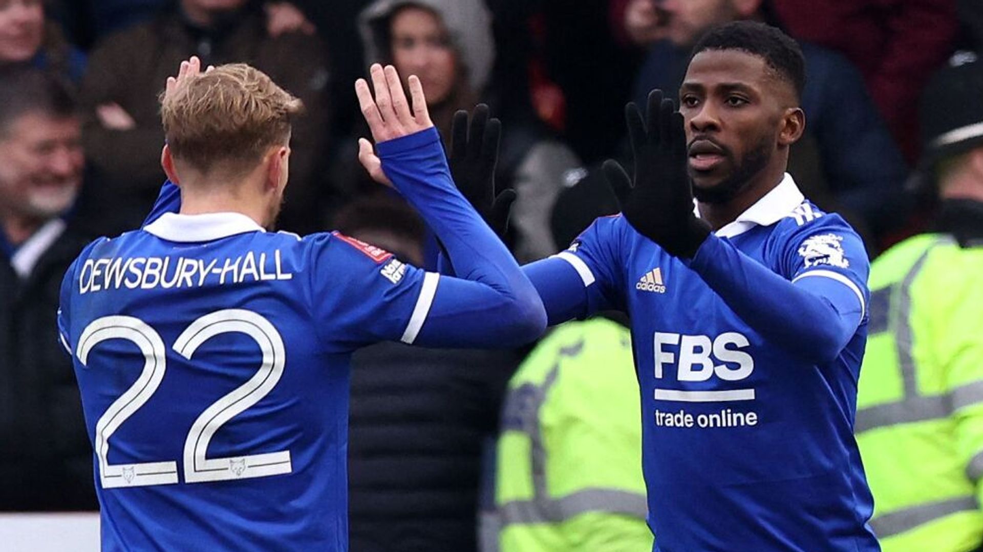 Iheanacho strike takes Leicester past Walsall into fifth round