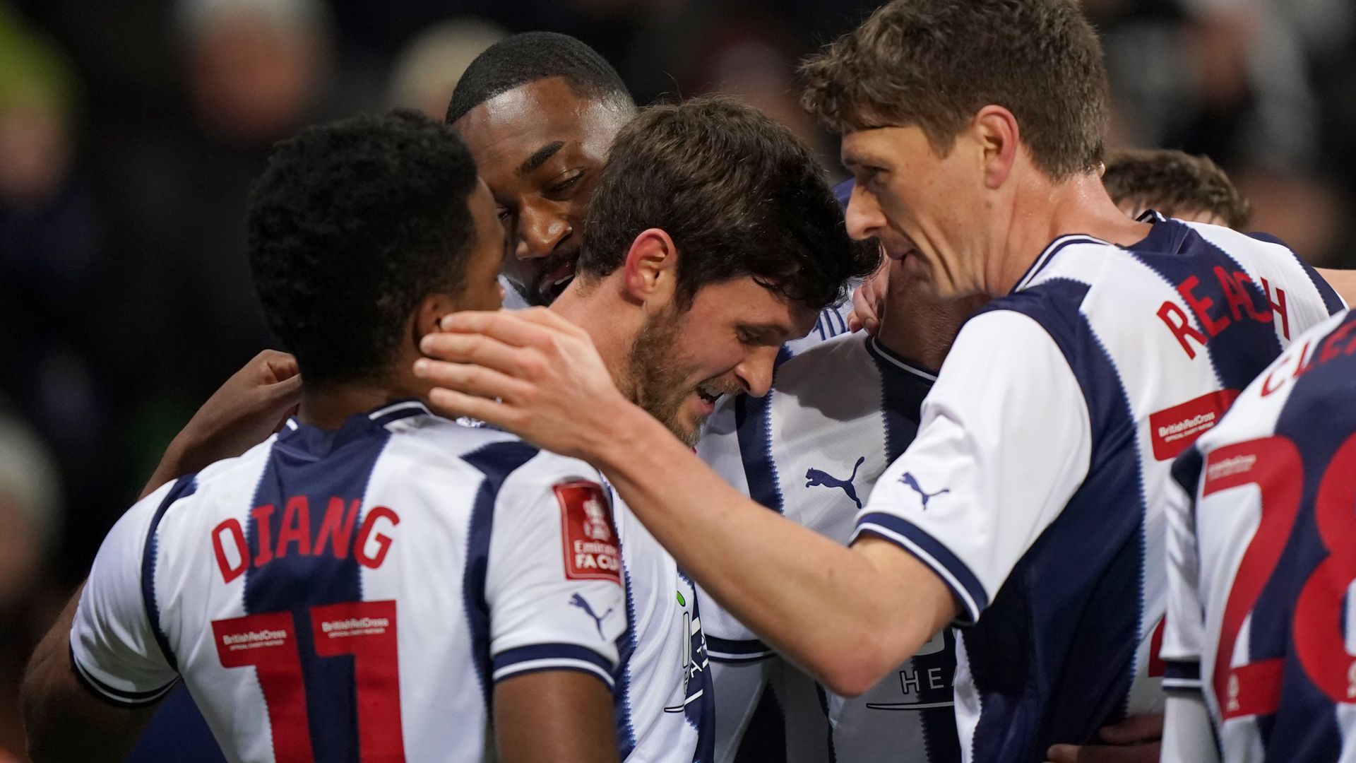 West Brom vs Coventry - latest score