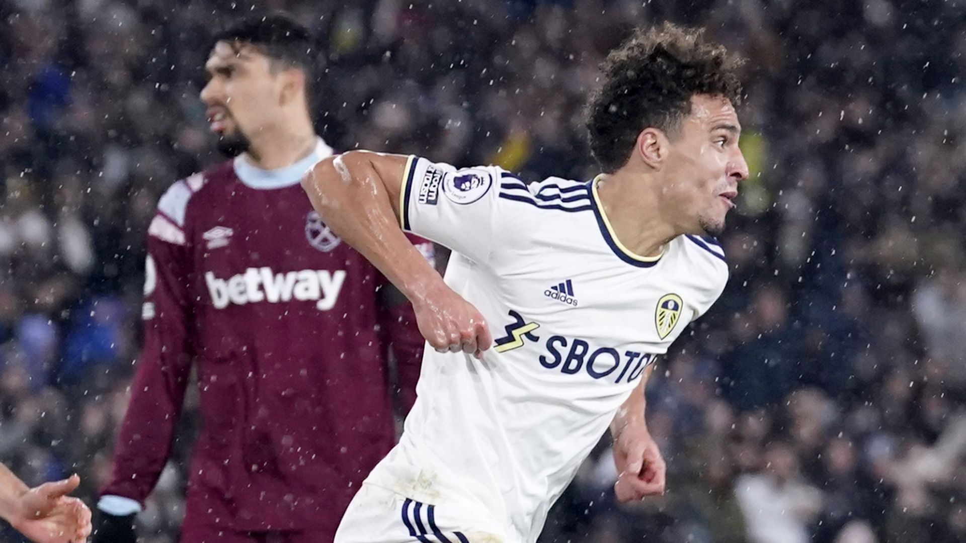 West Ham end losing run with point at Leeds | Moyes: We should've won