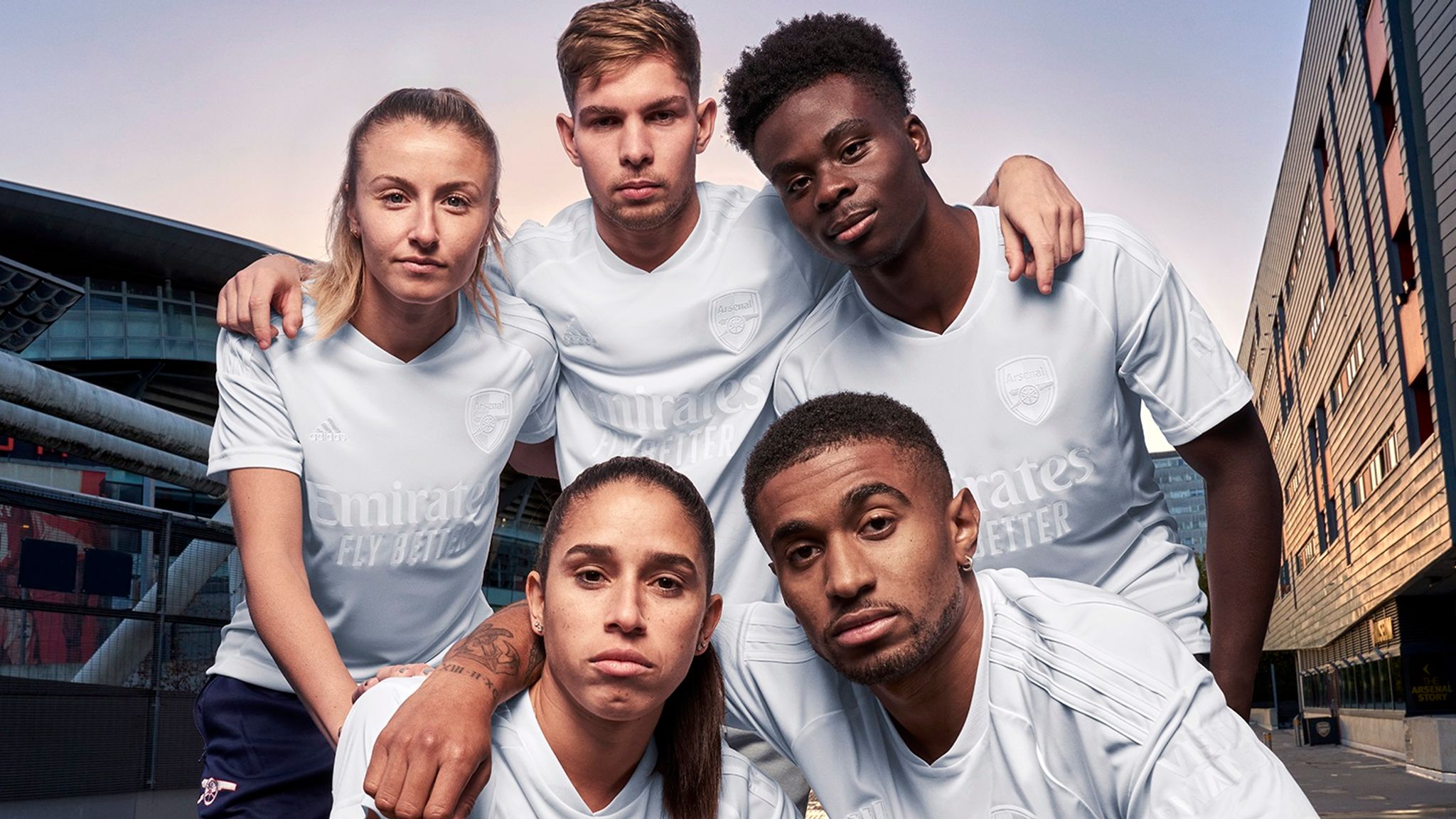 Enumerar Agradecido Mecánico Arsenal and adidas launch second phase of No More Red campaign with men's  team to wear all-white kit in FA Cup third round | Football News | Sky  Sports
