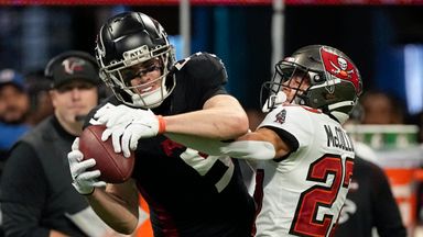 Tampa Bay Buccaneers guard Shaq Mason (69) works during the first half of  an NFL football game against the Atlanta Falcons, Sunday, Jan. 8, 2023, in  Atlanta. The Atlanta Falcons won 30-17. (